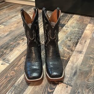 Dan Post black genuine caiman belly boots. Size 9D